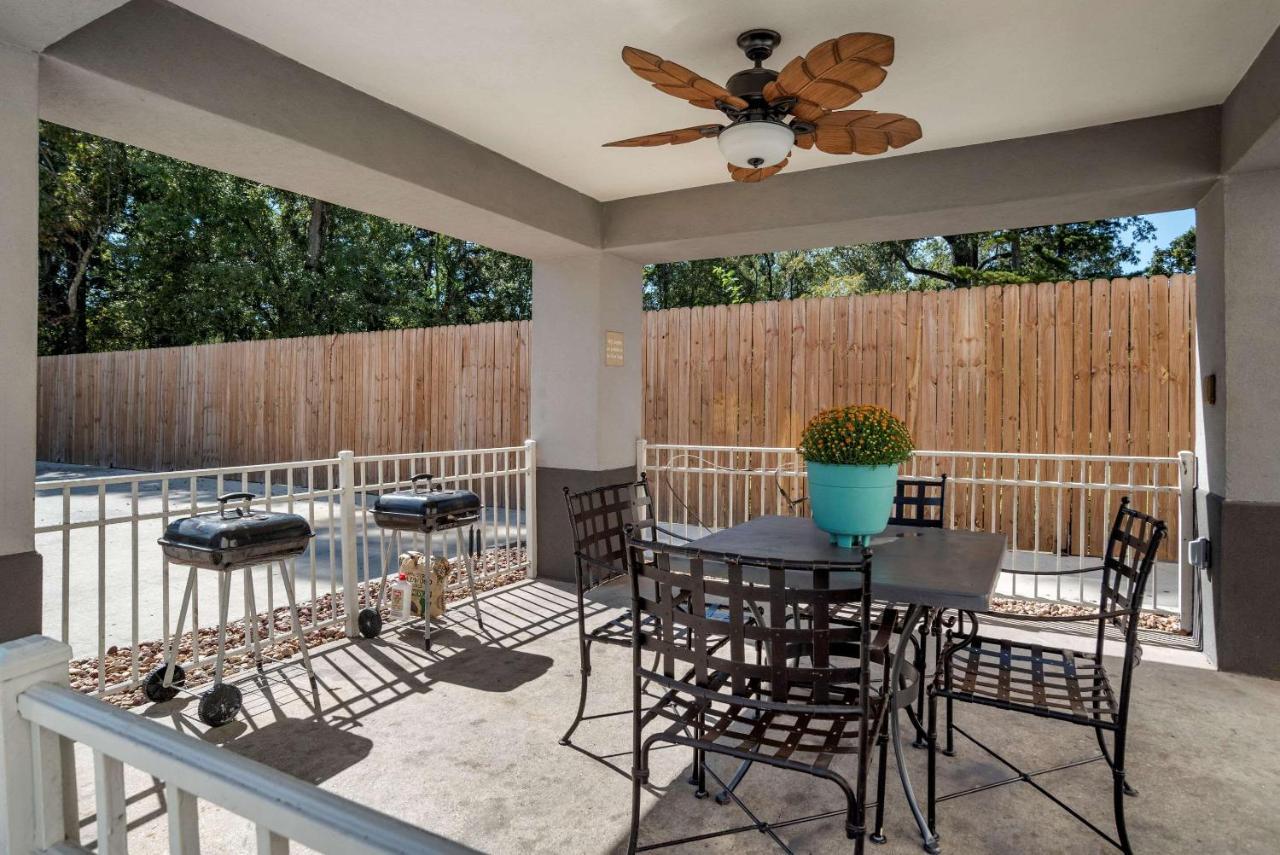 Mainstay Suites Denham Springs - Baton Rouge East Zewnętrze zdjęcie